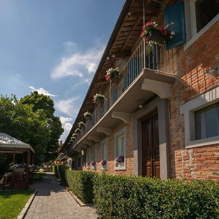 La Madernassa Resort - Casalora Dimora Storica Di Charme Guarene Exterior foto